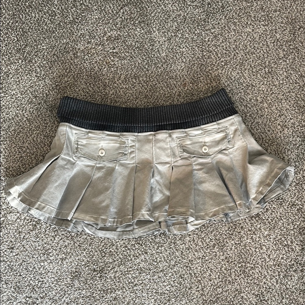 Jaded London NWT Gorgeous Gray Mini Skirt. 12 - Picture 3 of 10